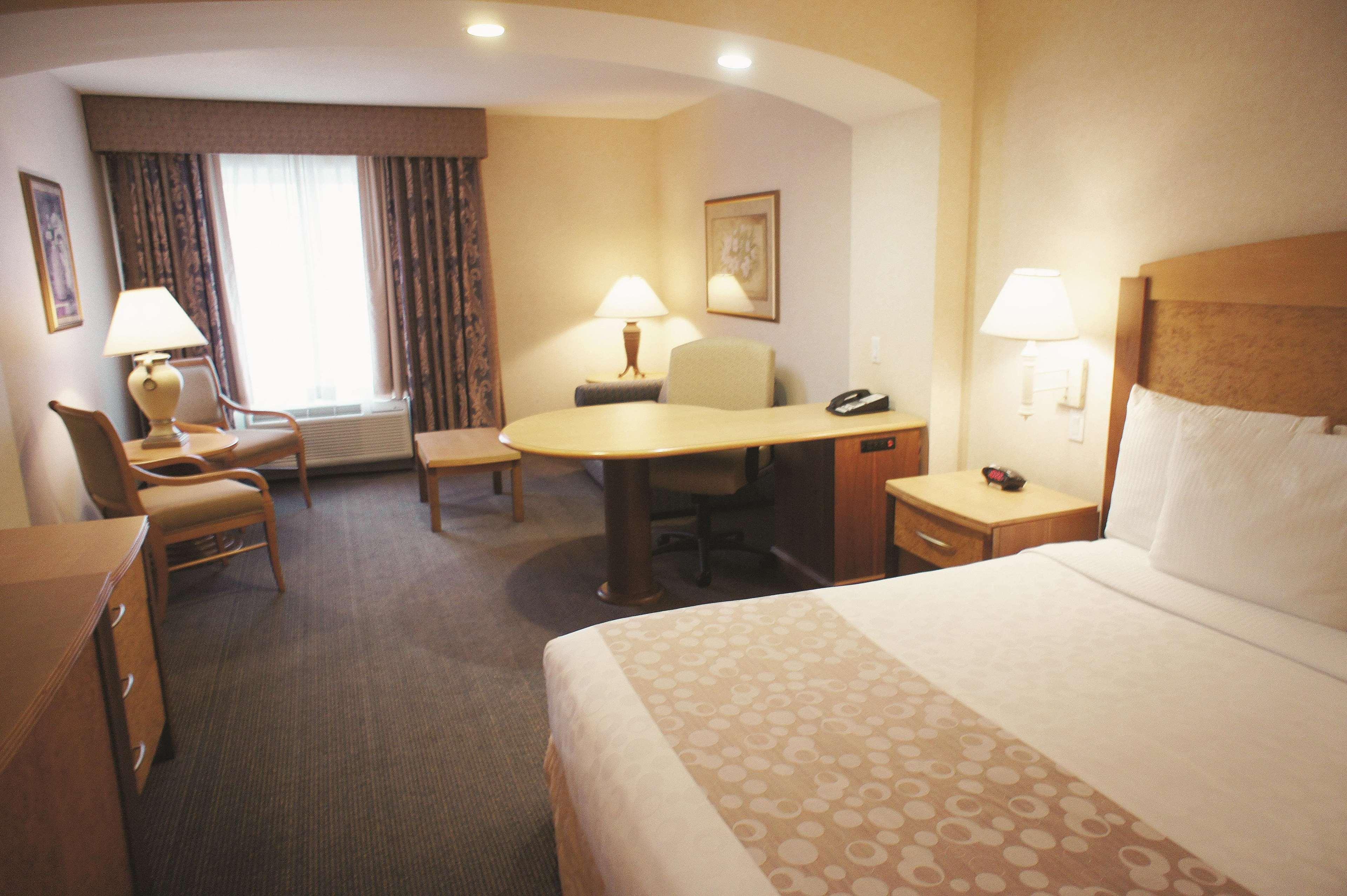 La Quinta By Wyndham Islip - Macarthur Airport Bohemia Zewnętrze zdjęcie