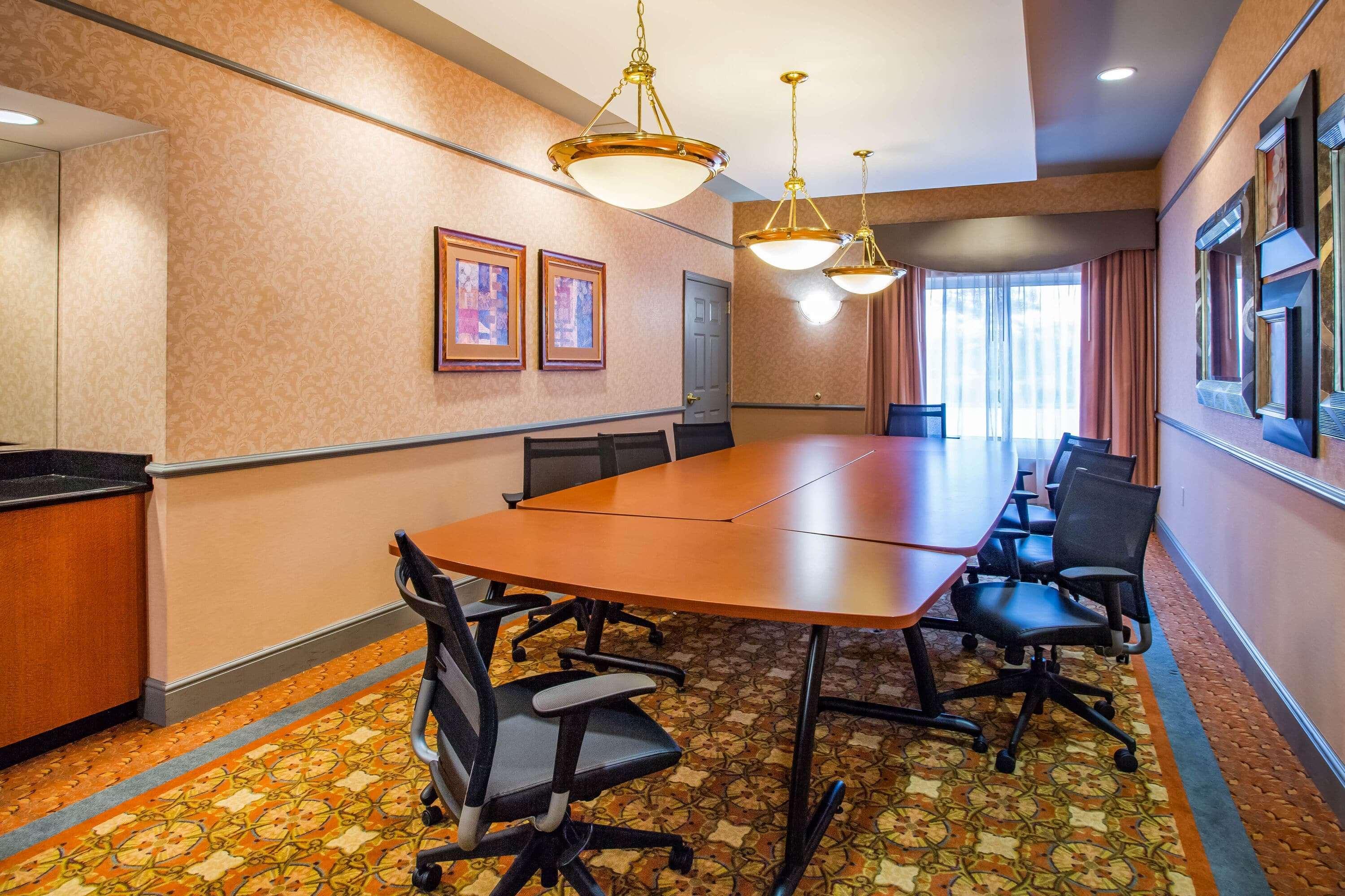 La Quinta By Wyndham Islip - Macarthur Airport Bohemia Zewnętrze zdjęcie