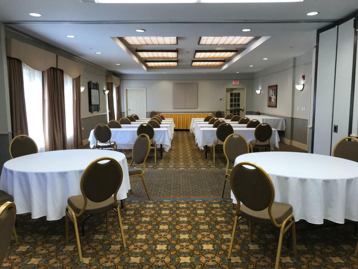 La Quinta By Wyndham Islip - Macarthur Airport Bohemia Zewnętrze zdjęcie